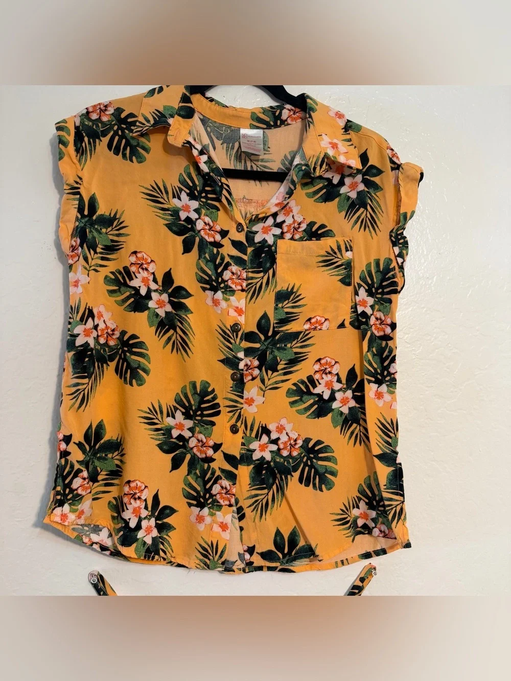 No Boundaries Top 2PC Peach Tropical Rayon Tie Front Button Up Size M (7-9)